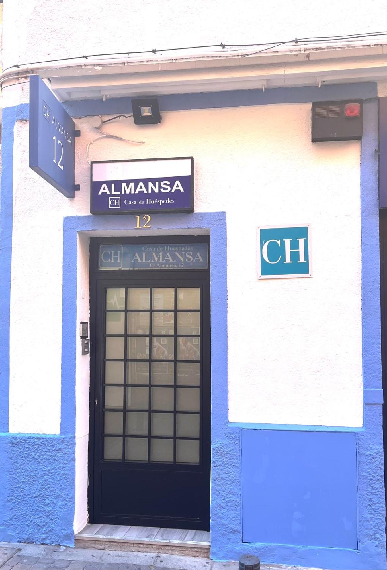 Hotel Casa De Huespedes Almansa à Madrid Extérieur photo